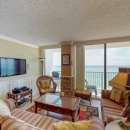 Hotel Seachase 704E